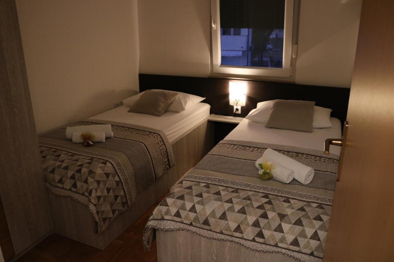 Apartments Marina 沃迪切 外观 照片